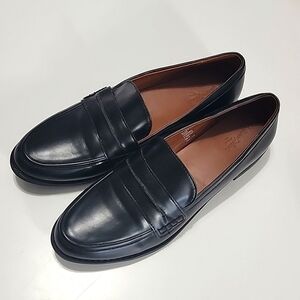 Universal Thread Black Women's Loafers - Size 11